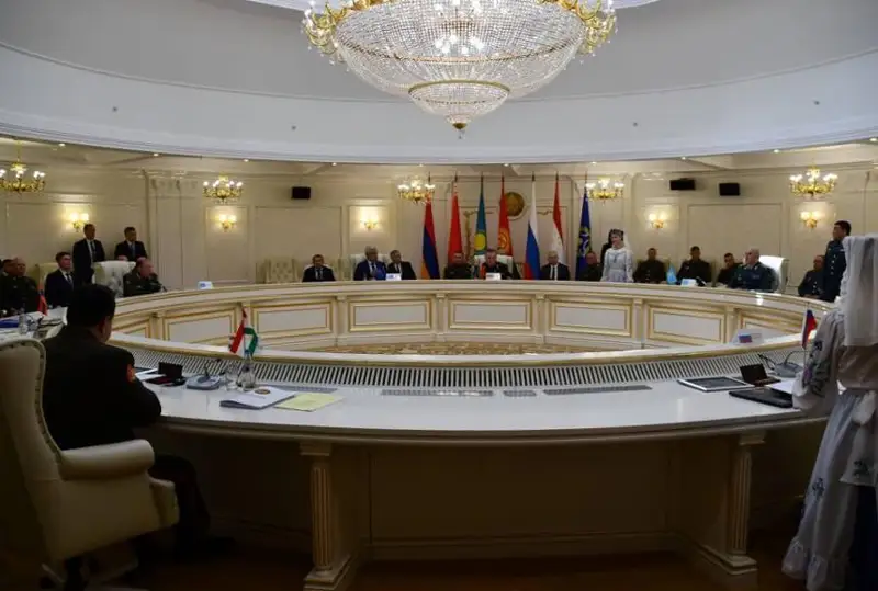 Минскда КХШТ Мудофаа вазирлари кенгашининг йиғилиши бўлиб ўтди