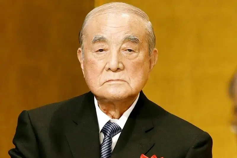 日本前首相中曾根康弘病逝享年101岁