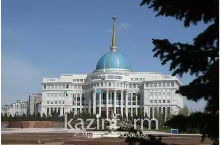 قازاقستان پرەزيدەنتى ورازا ايت مەرەكەسىنە وراي قۇتتىقتاۋ جەدەلحاتتارىن قابىلدادى