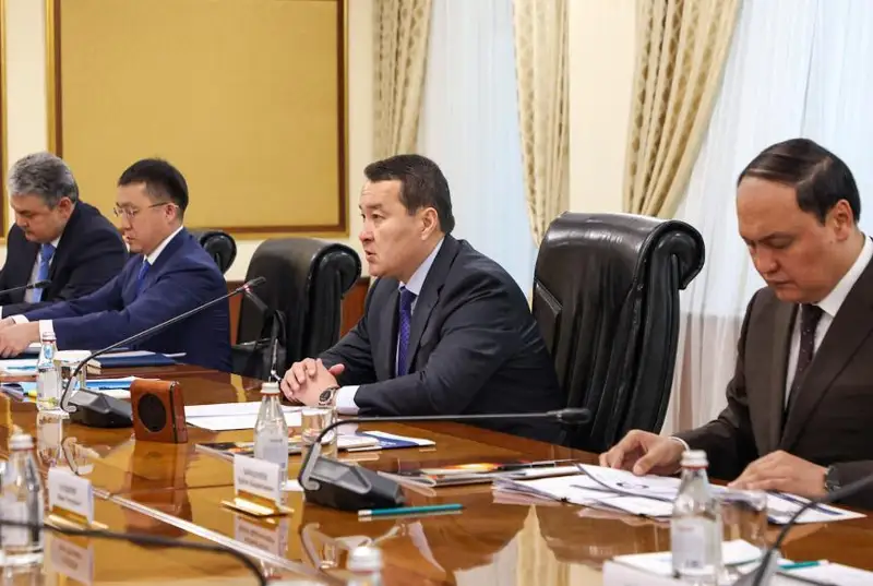 Қозоғистон Бош вазири UNFPA ижрочи директори билан учрашди