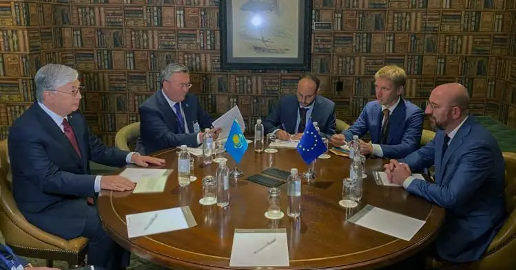 Қасим-Жомарт Тоқаев Европа Кенгаши президенти Шарл Мишел билан учрашди