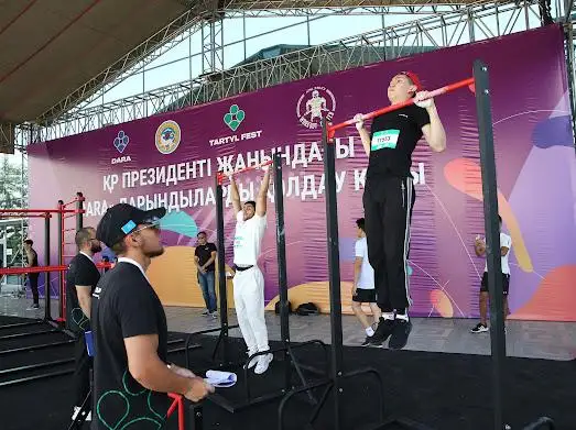 الماتىدا سپورت فەستيۆالىندە 60 جاستاعى قاريا مەن 10 جاسار قىز جۇرتتى تاڭ قالدىردى