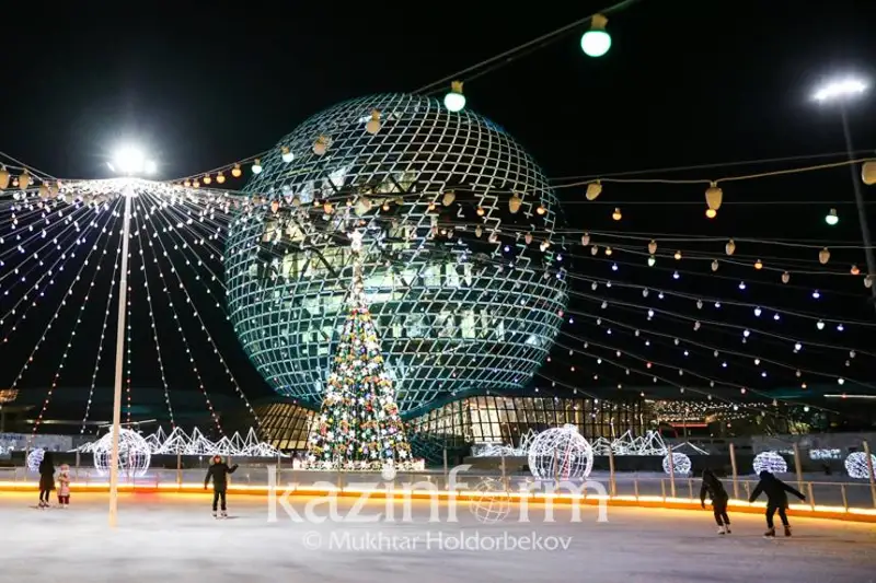 Зажжение главной елки в столице перенесли на 19 декабря