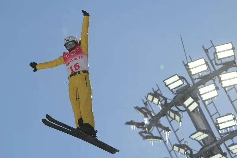 بەيجىڭ-2022: اقمارجان قالمۇرزايەۆا فينالدىق كەزەڭنەن ءسۇرىندى