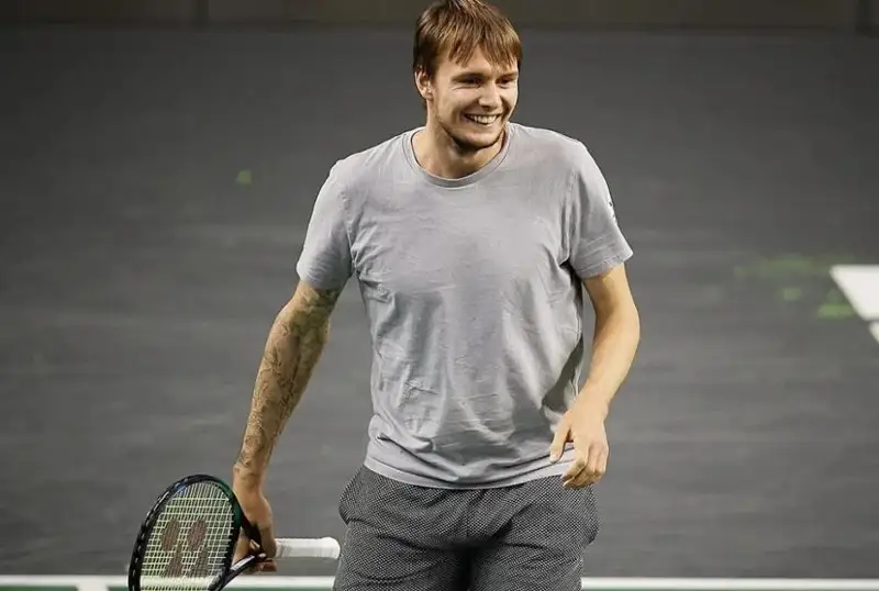 Александр Бублик АТP рейтингининг кучли 45 талигига кирди