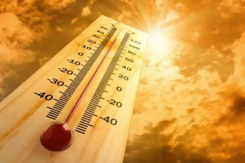 国家气象总局在阿特劳州发布高温天气预警