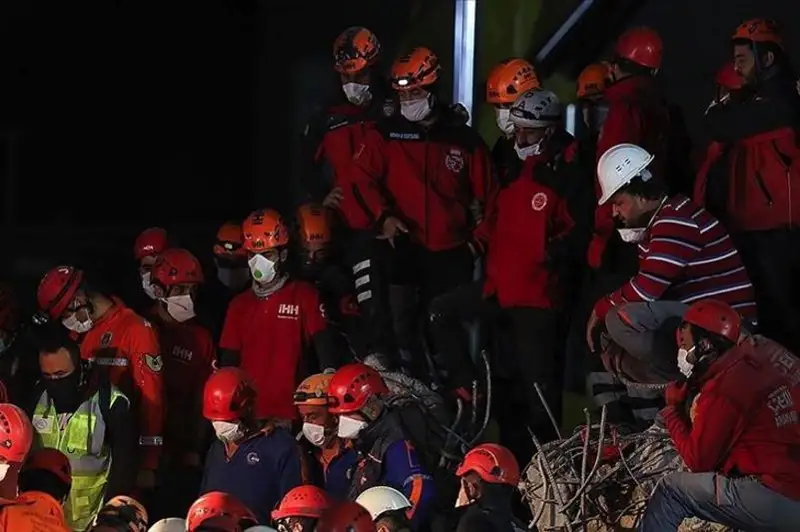 Туркияда зилзила қурбонлари сони 114 кишига етди