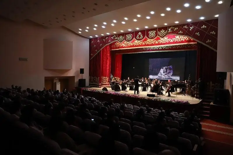 Манғистауда озарбайжон шоири Низомий Ганжавий таваллудининг 880 йиллигига бағишланган кеча бўлиб ўтди