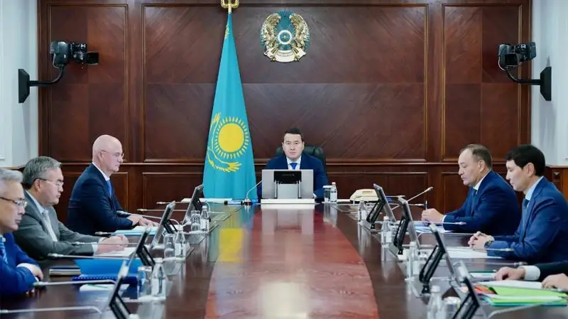 Қозоғистон Ҳукумати уч йилга мўлжалланган республика бюджети лойиҳасини тасдиқлади