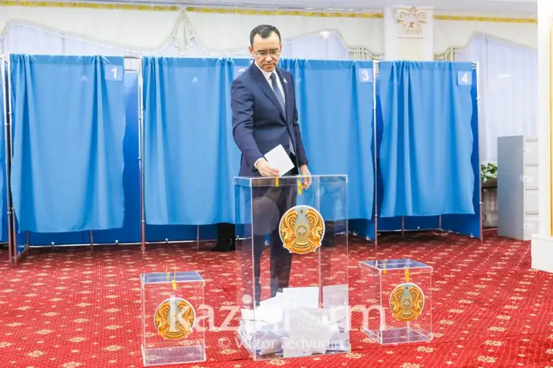 ماۋلەن اشىمبايەۆ: سايلاۋدىڭ ءادىل ءارى اشىق وتۋىنە بارلىق جاعداي جاسالعان