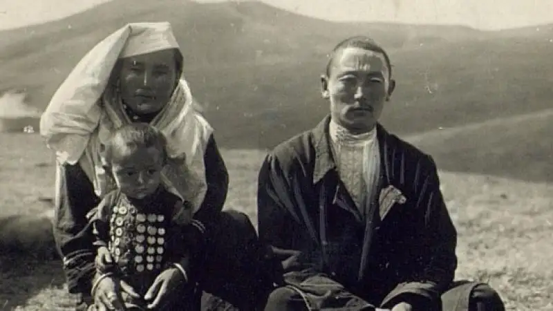 قازاق مال مەن اۋا رايىنا نە ءۇشىن قارعىس ايتقان؟