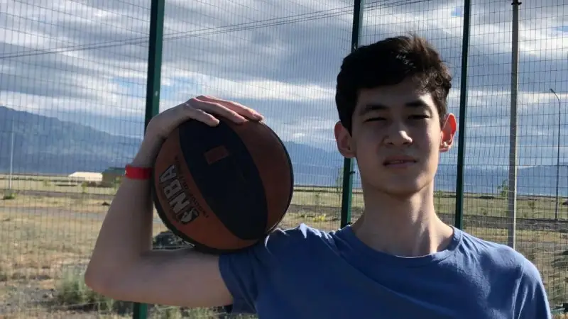 قازاقستاندىق وقۋشى الەمنىڭ 11 جوعارى وقۋ ورنىنان شاقىرتۋ الدى