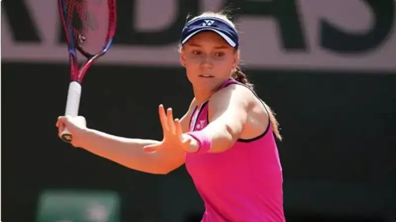 ەلەنا رىباكينا ءوزىنىڭ جەكە رەكوردىن جاڭارتتى