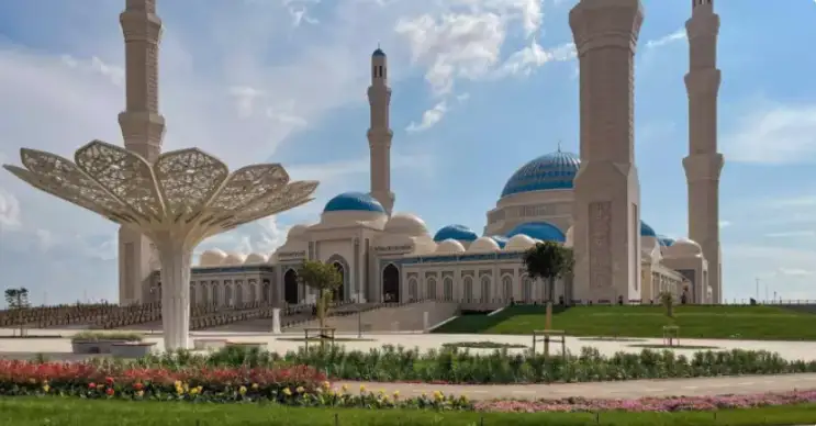 استاناداعى نازاربايەۆ اشقان ءزاۋلىم مەشىتتى كىم قارجىلاندىرادى