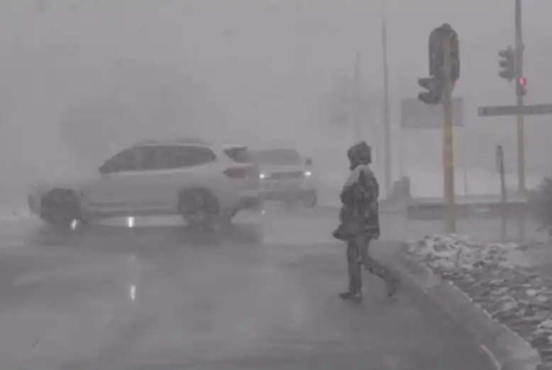 Жанубий Африка пойтахтида 10 йил ичида биринчи марта қор ёғди