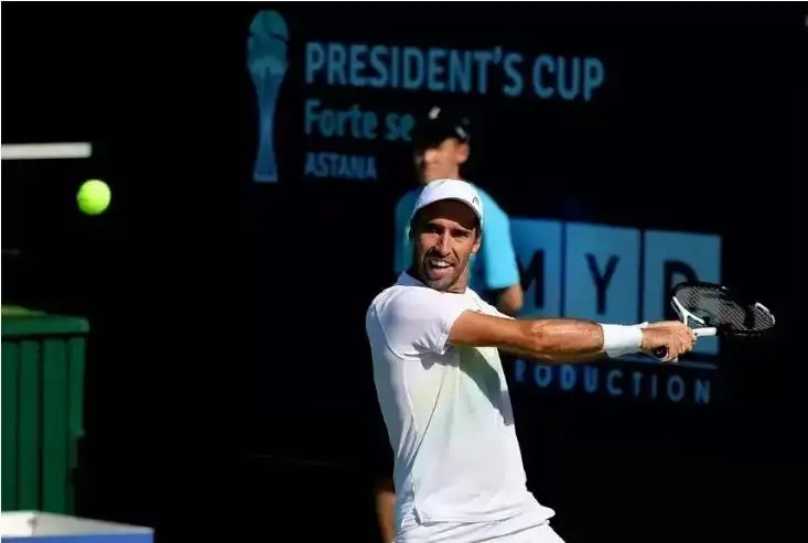 قازاقستاندىق تەننيسشى پرەزيدەنت كۋبوگى تۋرنيرىنىڭ ەكىنشى اينالىمىنا شىقتى