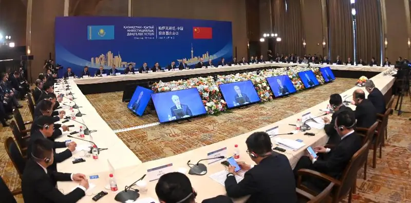 国家元首出席哈中投资圆桌会议