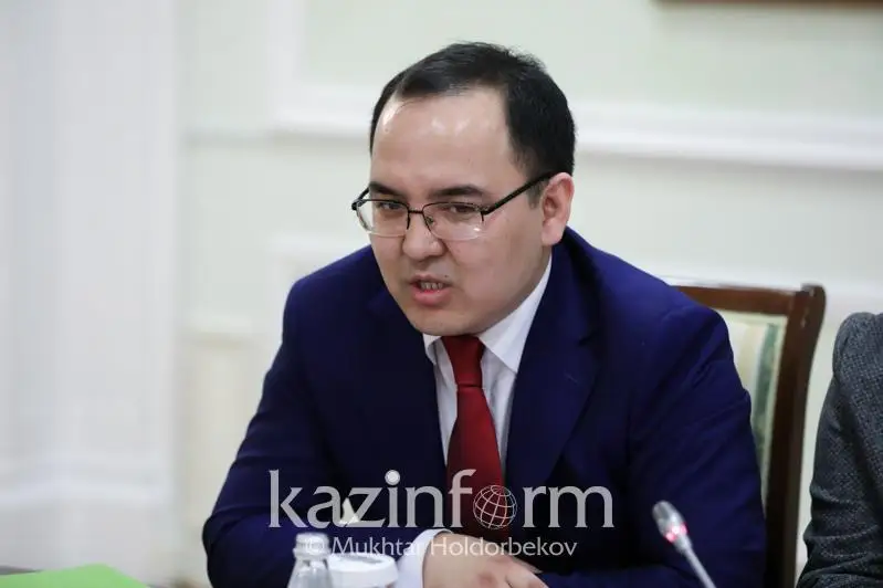 Дәулет Кәрібек назначен секретарем партии «AMANAT»