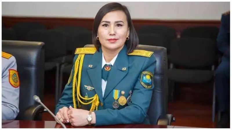 اسكەري قىزمەتتە جۇمىس ىستەيتىن جەتى بالانىڭ اناسى تۋرالى نە بىلەمىز