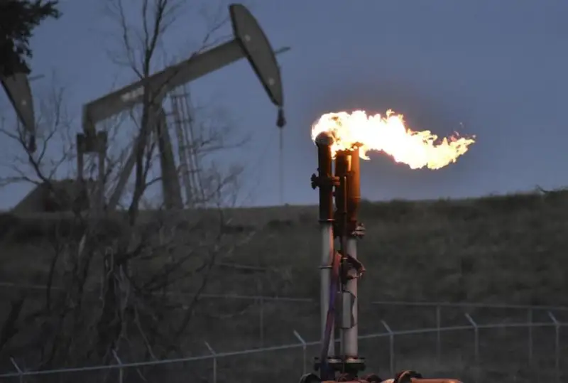 Цена нефти марки Brent опустилась ниже $82 за баррель впервые с 11 января