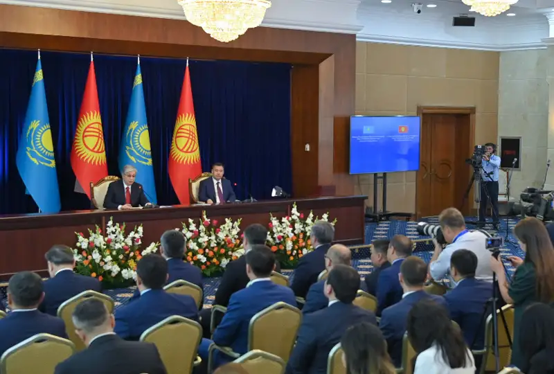 قازاقستان-قىرعىزستان ساۋدا كولەمىن 2 ميلليارد دوللارعا جەتكىزۋگە كەلىستىك - قاسىم-جومارت توقايەۆ