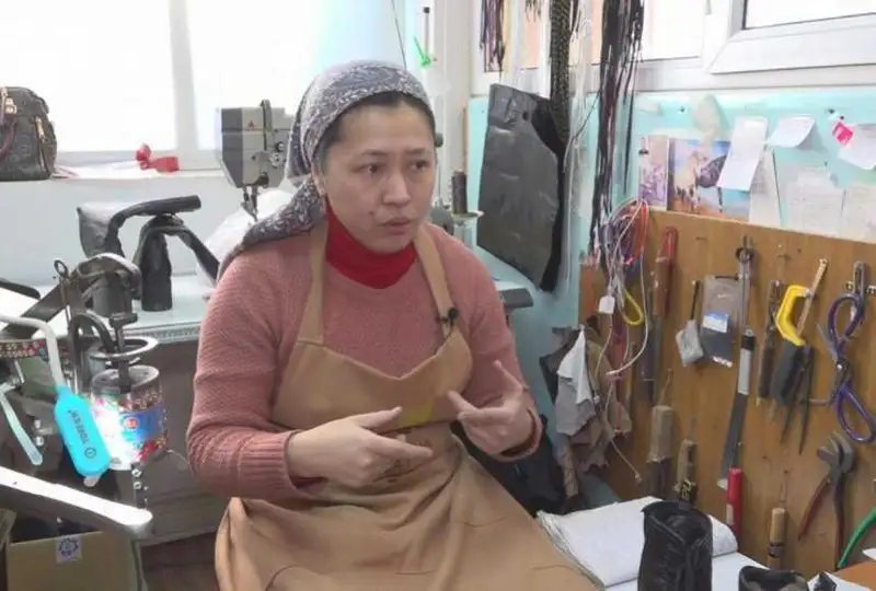 بالا كەزىمدە ەتىك جوندەۋگە قىزىعاتىن ەدىم - اتىراۋلىق ەتىكشى كەلىنشەك