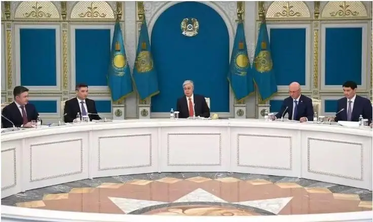 پرەزيدەنت رەفورمالار جونىندەگى جوعارى كەڭەستىڭ وتىرىسىن وتكىزدى