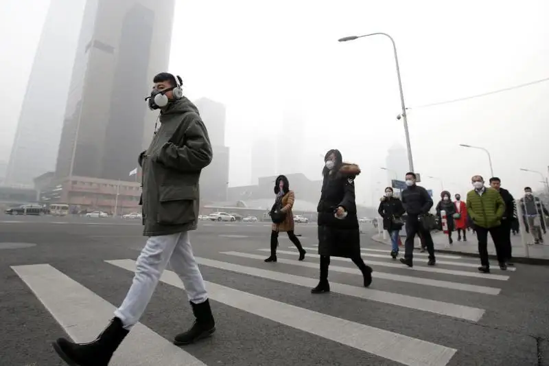 Хитойнинг 54 шаҳрида ҳаво ифлосланди