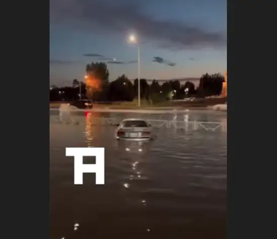 Astanada nóser jańbyrdan keıin kóshelerdi taǵy da sý alyp ketti