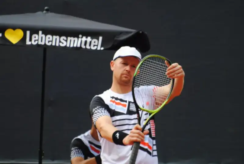 Казахстанец Андрей Голубев неудачно стартовал на теннисном турнире во Флоренции