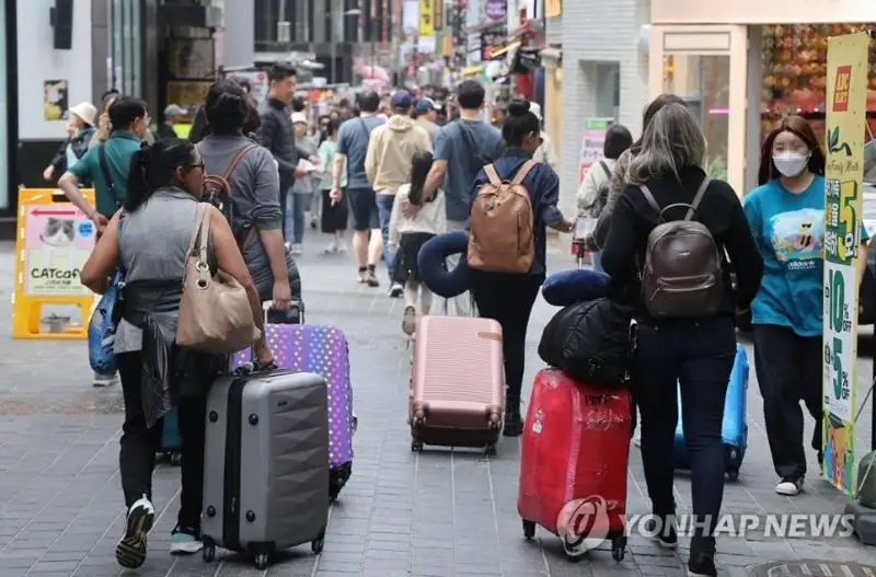 上半年访韩外国人同比增四倍