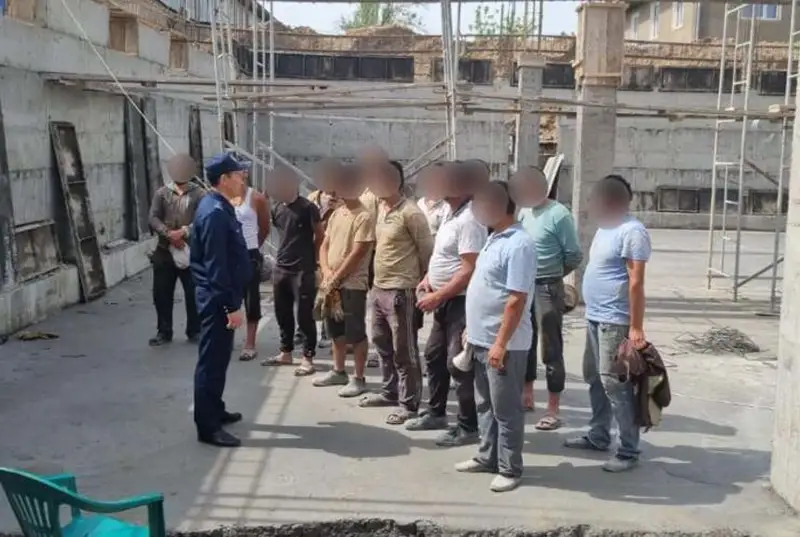 Туркистон вилоятида 50 нафар хорижлик мамлакатдан чиқариб юборилди