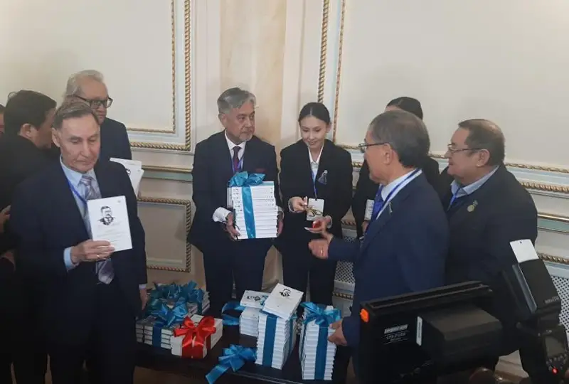 الماتى - احمەت بايتۇرسىن ۇلىنىڭ ومىرىندە ۇلكەن ورىن العان قالا - پروفەسسور