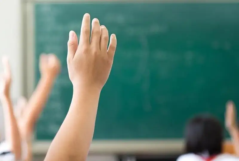 قازاقستاندا جازعى مەكتەپتەردە 2 ميلليونعا جۋىق بالا وقۋىن جالعاستىرىپ جاتىر