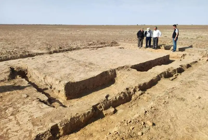 اتىراۋ وبلىسىندا التىن وردا داۋىرىندەگى كونە قالاشىقتىڭ ورنى تابىلدى - فوتو