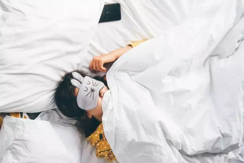 ۇيقىڭىز قانباي ءجۇر مە؟ نيەۆرولوگ سەبەپتەرىن اتادى