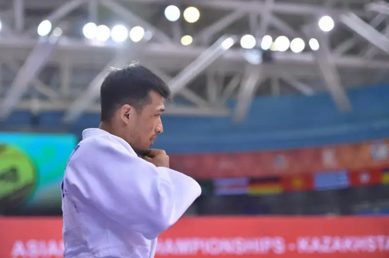 Гусман Кыргызбаев стартовал с победы на ЧМ по дзюдо