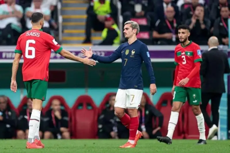 قاتار-2022: فرانسيا - ماروككو ماتچىندا ۇزدىك ويىنشى اتانعان انتۋان گريزمانن رەكورد جاڭارتتى
