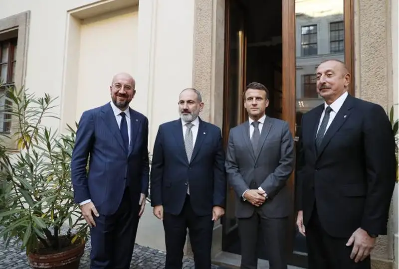 Ázerbaıjan men Armenııa bir-biriniń aýmaqtyq tutastyǵyn moıyndady