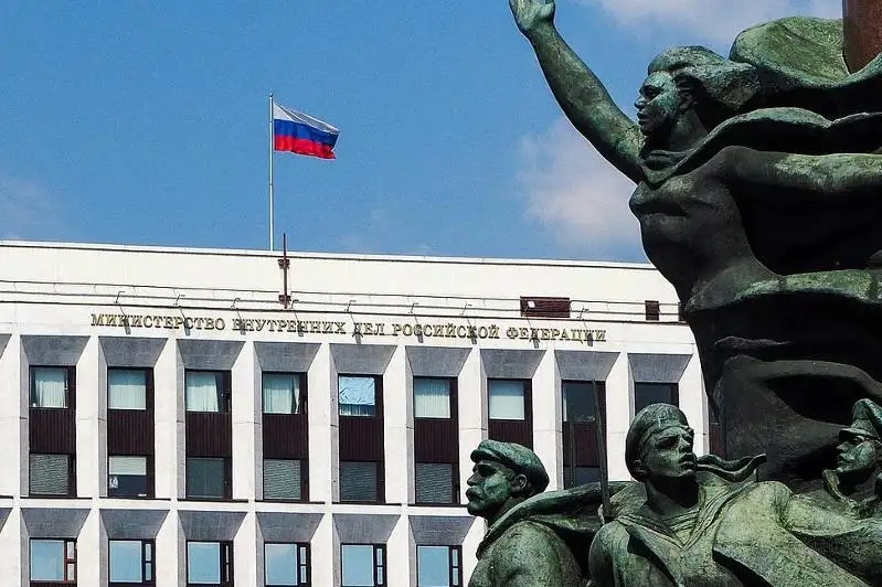 Россияда чет эллик фуқаролар учун махсус ҳуқуқий режим жорий этилади