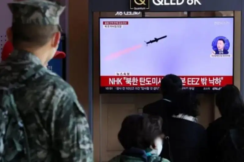KHDR alǵash ret Ońtústik Koreıamen teńiz shekarasy arqyly zymyran ushyrdy