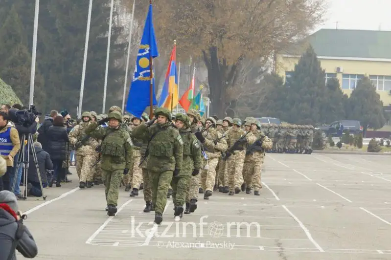 Қозоғистон ҳарбийлари ва КХШТ тинчликпарвар кучлари қандай хизмат қилишди
