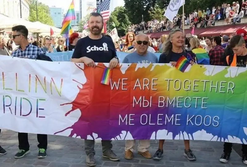 Эстония Болтиқбўйи мамлакатлари орасида биринчи бўлиб бир жинсли никоҳни қонунийлаштирди