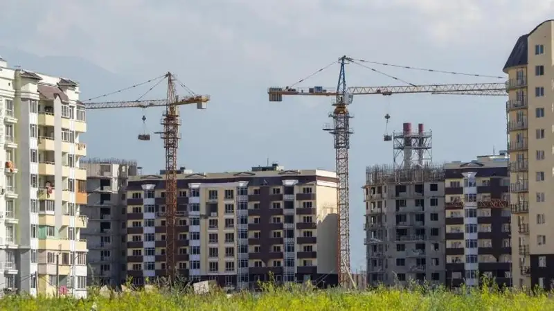 全国建筑业从业人员人数达63.75万