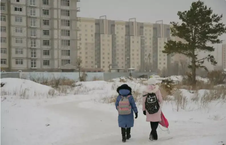 مەكتەپ وقۋشىلارى قىسقى كانيكۋلدا قانشا كۇن دەمالادى؟