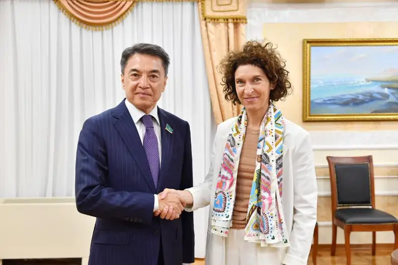 Развивать межпарламентские связи намерены Казахстан и Андорра