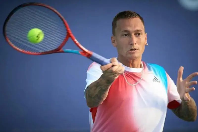 تەننيسشى دەنيس ەۆسەيەۆ پرەزيدەنت كۋبوگىنىڭ فينالىنا ءوتتى