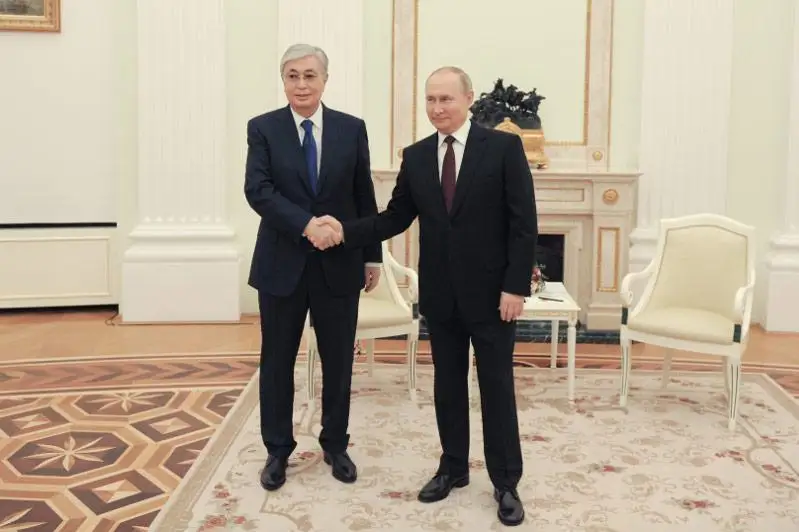 Касым-Жомарт Токаев провел встречу с Владимиром Путиным