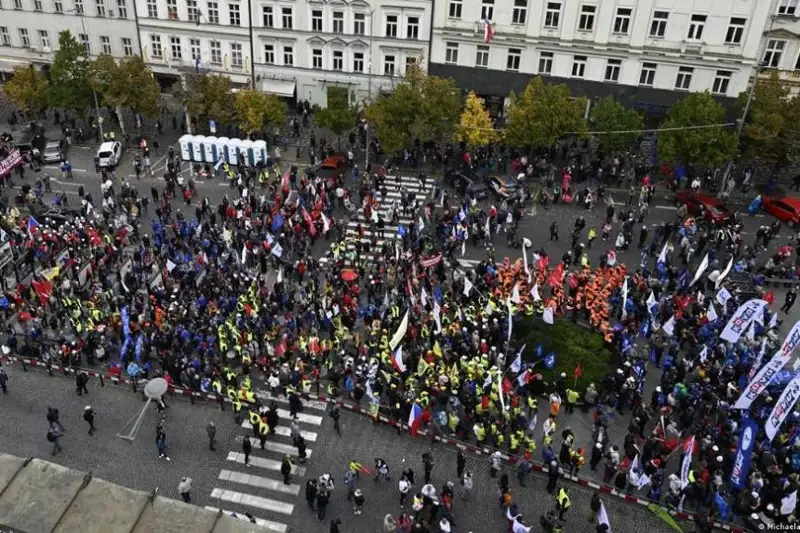 Протесты против роста цен прошли в Чехии