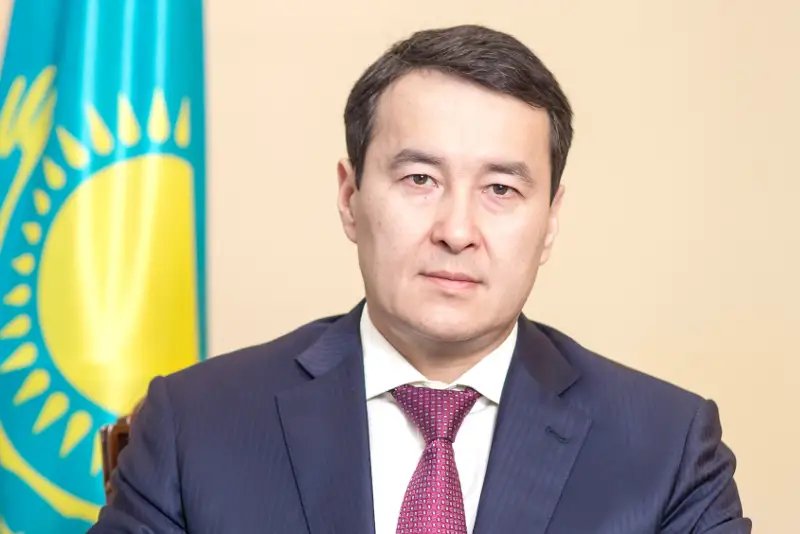 斯马伊洛夫出任政府第一副总理